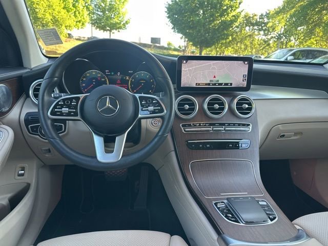 Used 2020 Mercedes-Benz GLC 300 4MATIC image 11