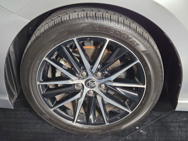 Used 2022 Toyota Camry SE w/ Carpet Mat Package (TMS) FWD image 12