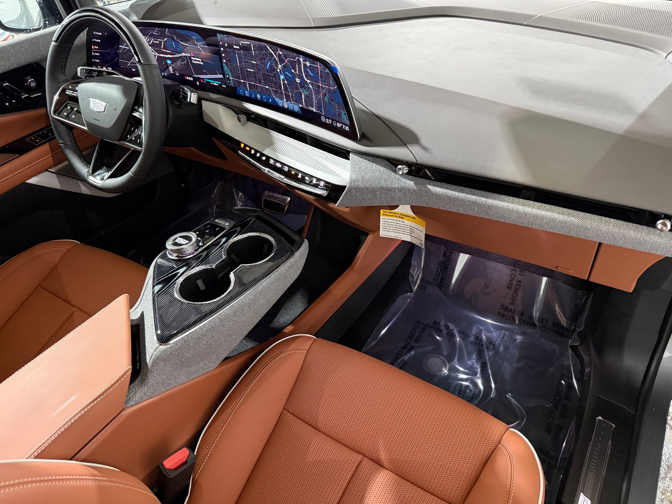 New 2026 Cadillac Optiq Luxury 2 image 50