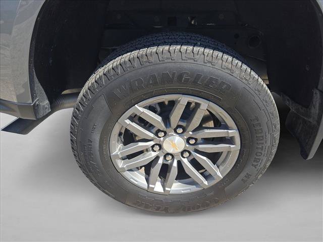 Used 2025 Chevrolet Colorado LT RWD image 21