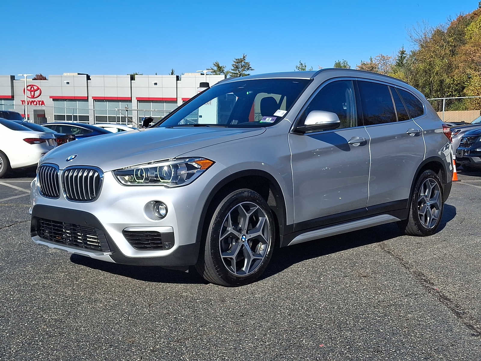 Used 2019 BMW X1 xDrive28i w/ Convenience Package image 1