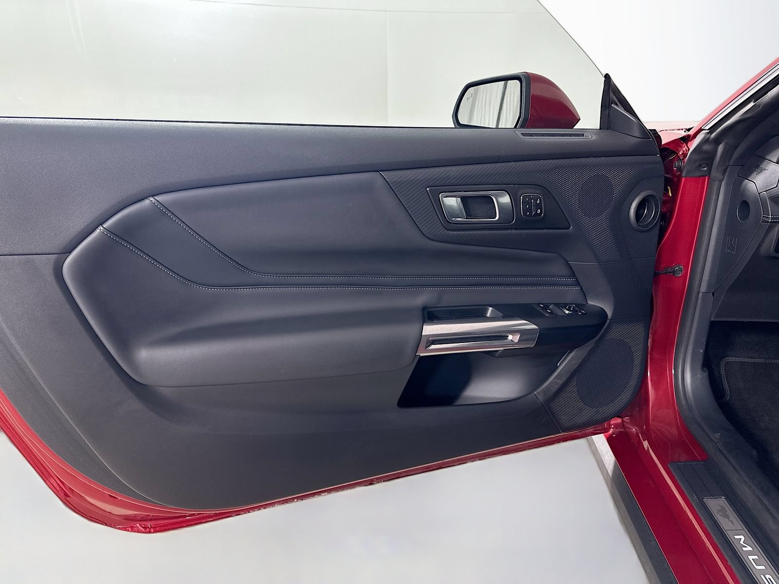 Used 2024 Ford Mustang GT Premium RWD image 16