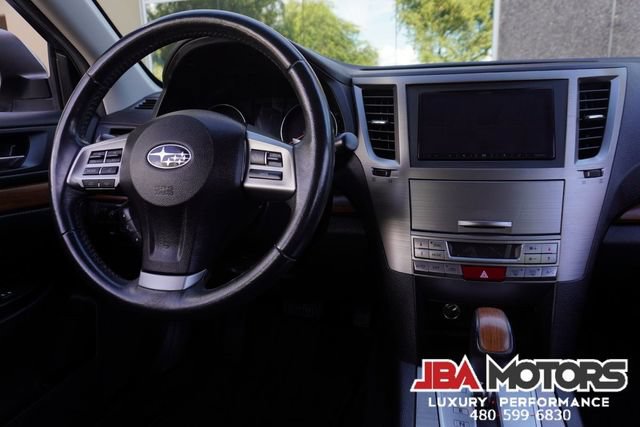 Used 2014 Subaru Outback 2.5i Limited w/ Moonroof Package AWD/4WD image 93