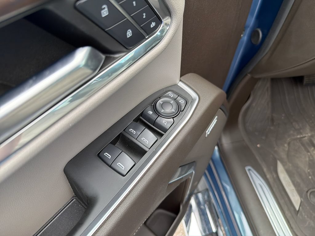 Used 2024 GMC Sierra 1500 SLT AWD/4WD image 11
