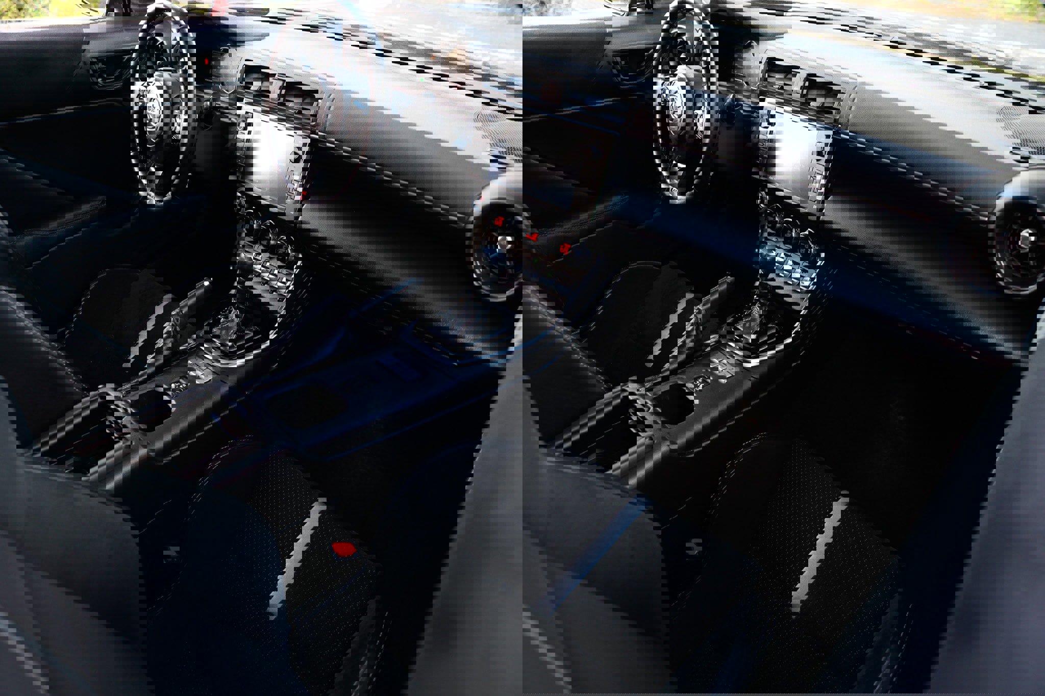 Used 2022 Toyota GR86 Premium w/ ALL Weather Mat Package (TMS) image 18