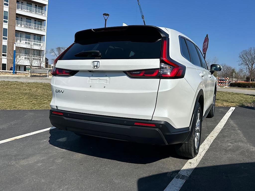 Used 2023 Honda CR-V EX-L image 9