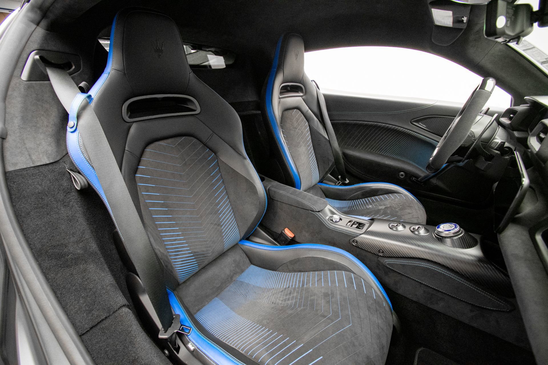 Used 2022 Maserati MC20 Coupe RWD image 12