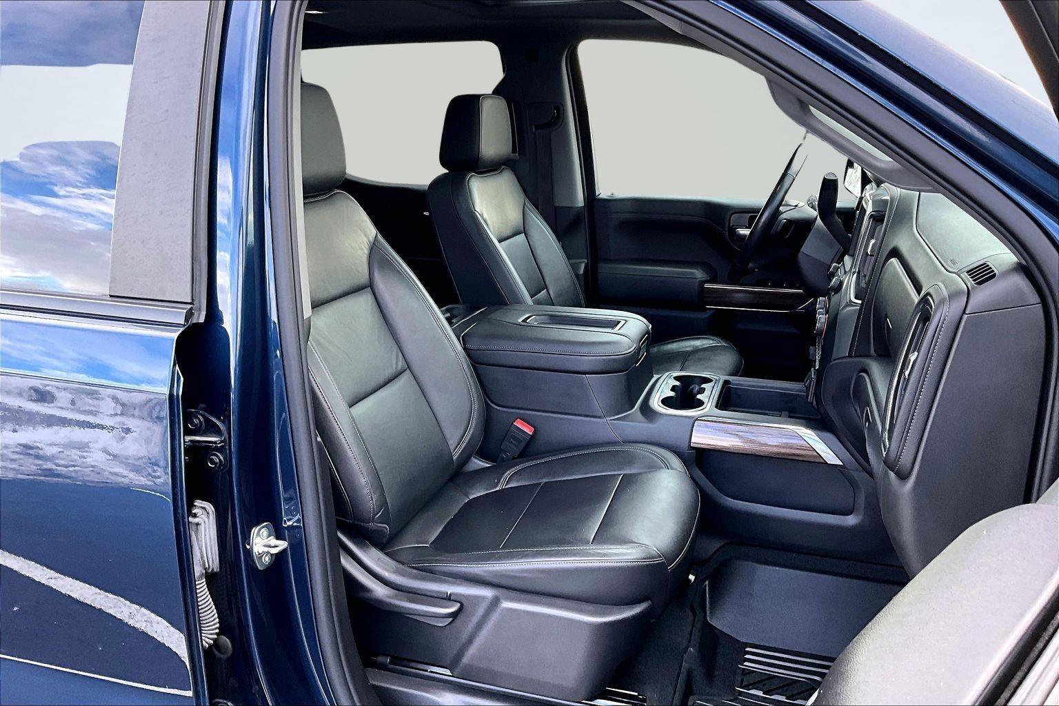 Used 2020 Chevrolet Silverado 1500 LT Trail Boss image 9