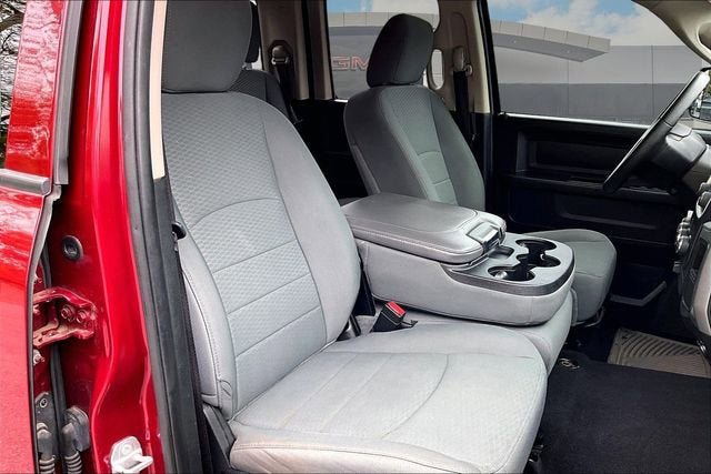 Used 2015 RAM 1500 Express AWD/4WD image 7