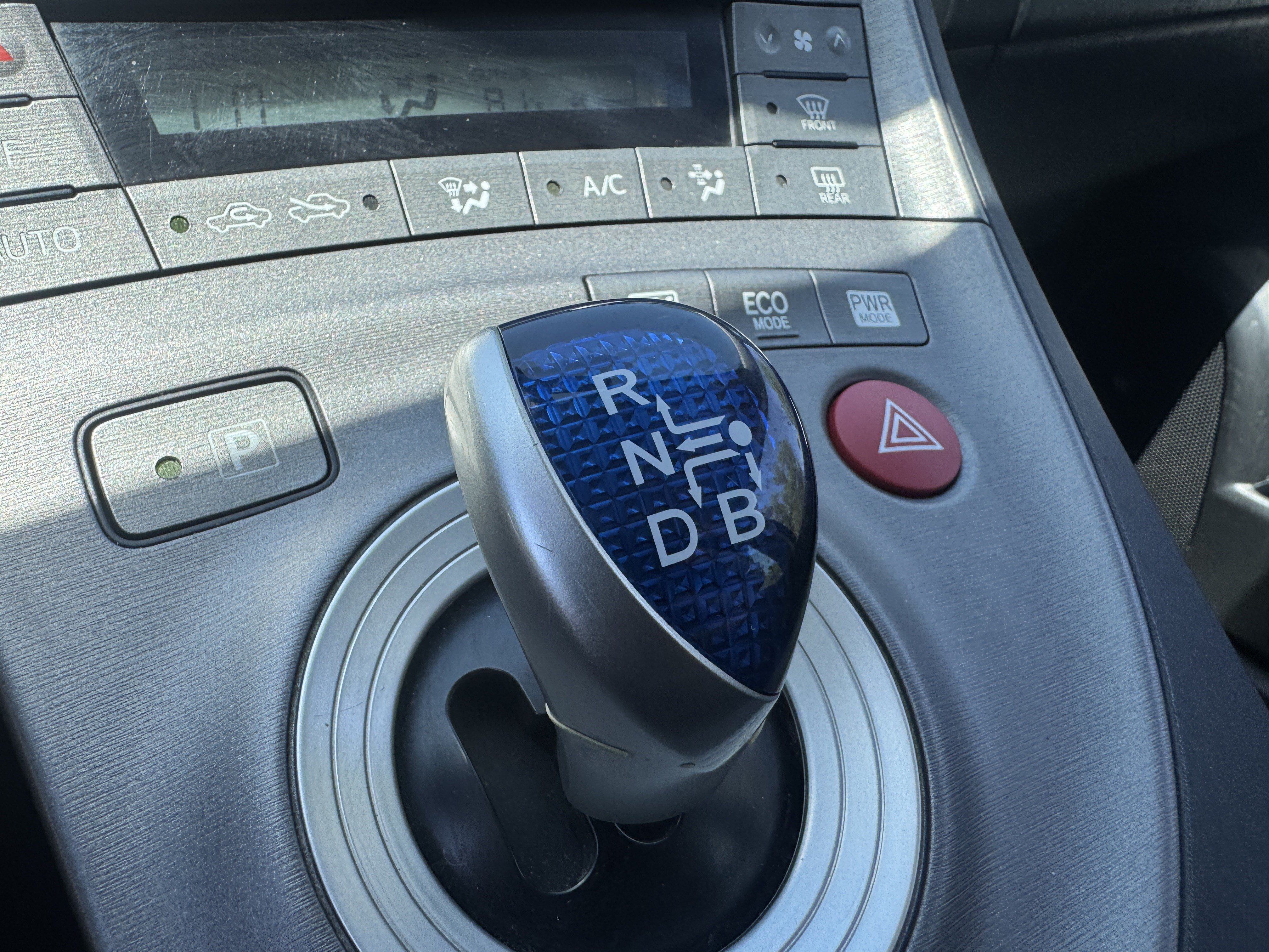 Used 2013 Toyota Prius Five FWD image 34