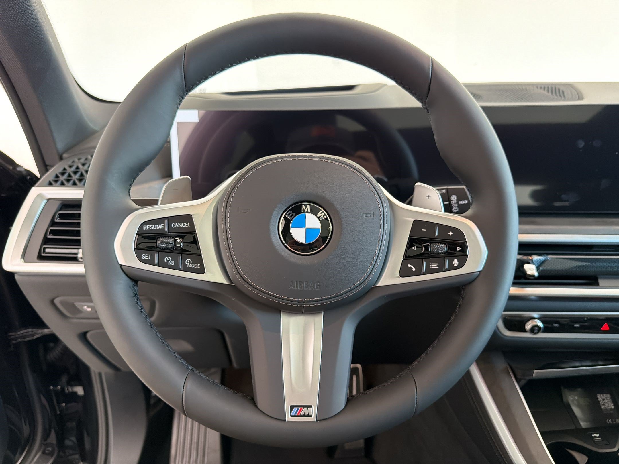 New 2026 BMW X5 xDrive40i w/ M Sport Package AWD/4WD image 11