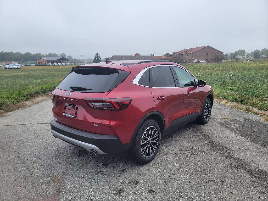 New 2026 Ford Escape SE image 15