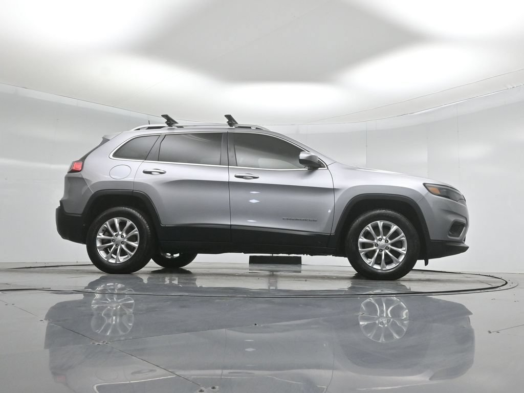 Used 2019 Jeep Cherokee Latitude AWD/4WD image 43