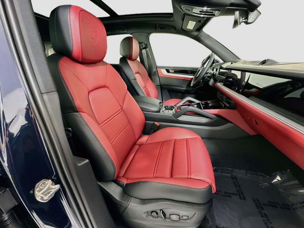 New 2026 Porsche Cayenne AWD/4WD image 30