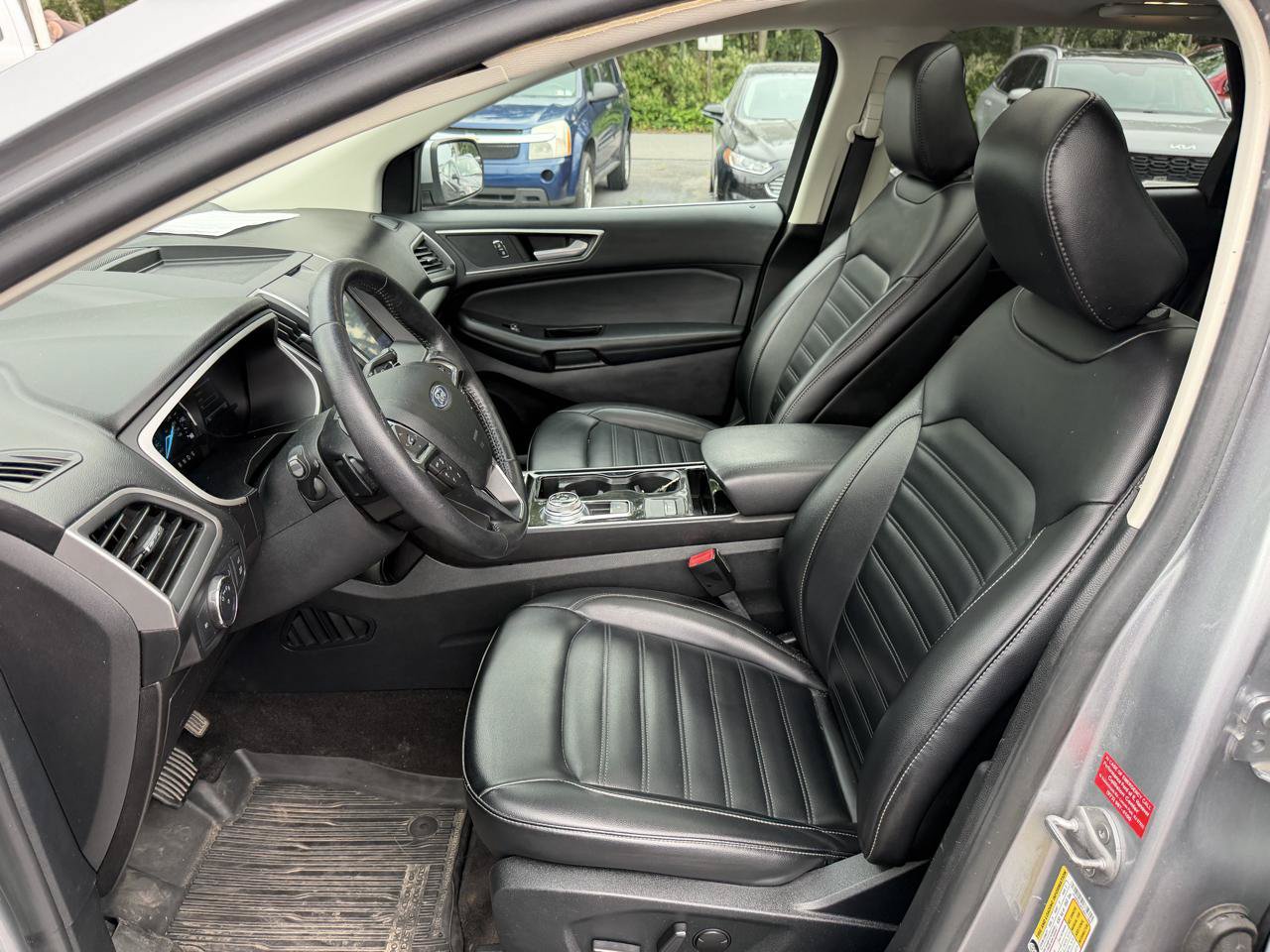 Used 2020 Ford Edge SEL w/ Convenience Package AWD/4WD image 10