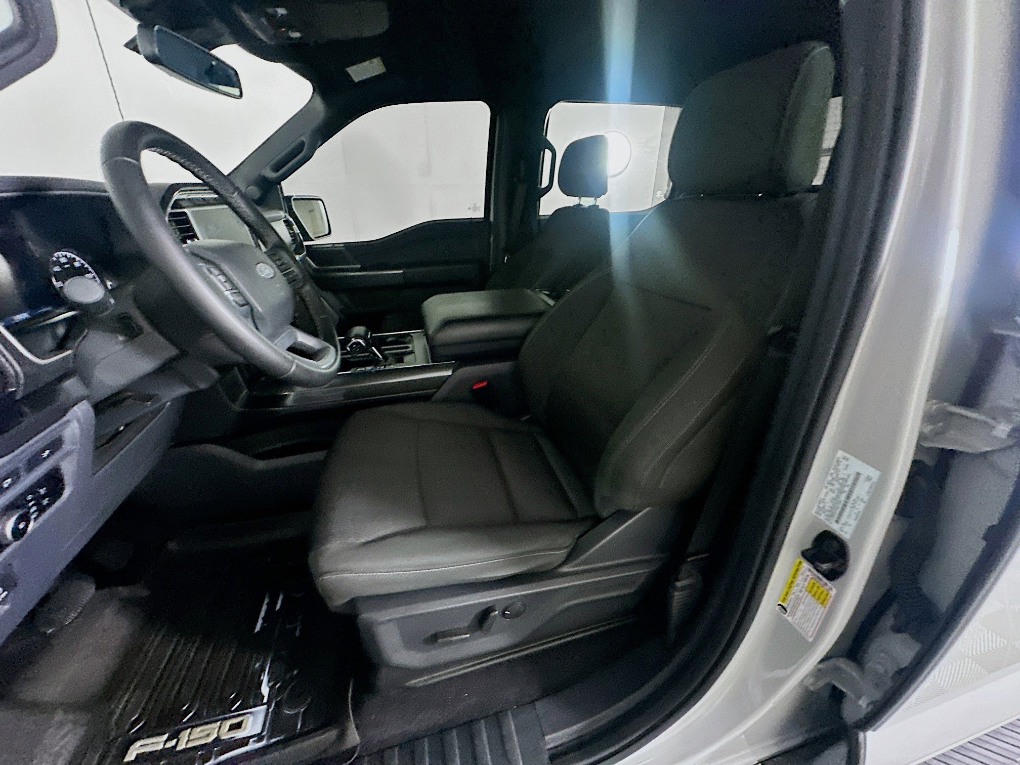 Used 2023 Ford F150 XLT w/ Equipment Group 302A High image 13