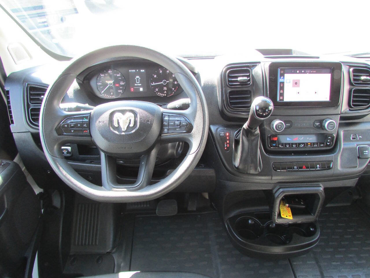 Used 2024 RAM ProMaster 2500 w/ Convenience Group FWD image 16
