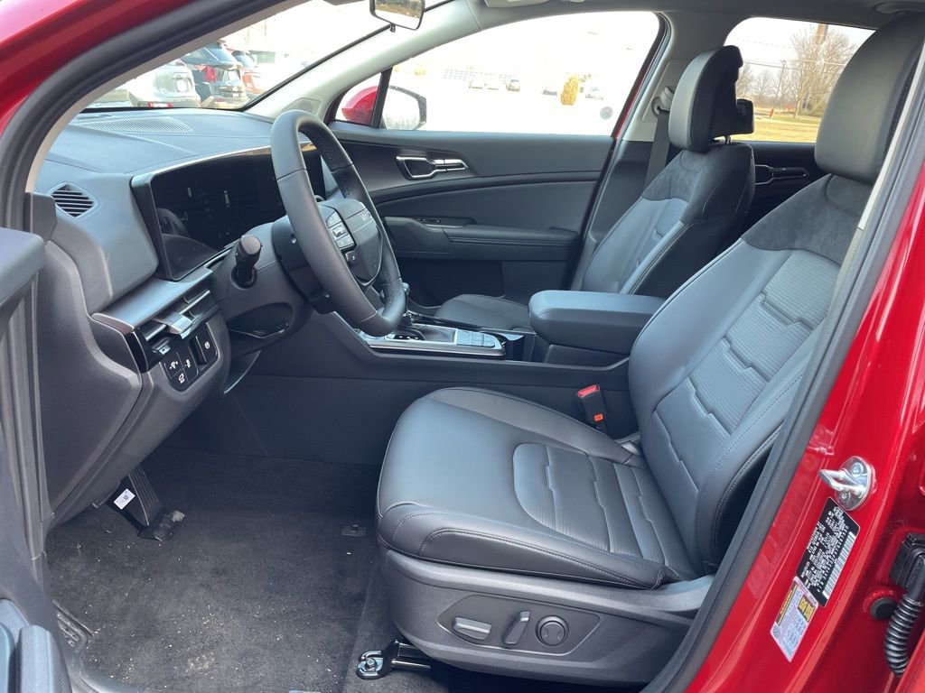 New 2026 Kia Sportage SX image 8