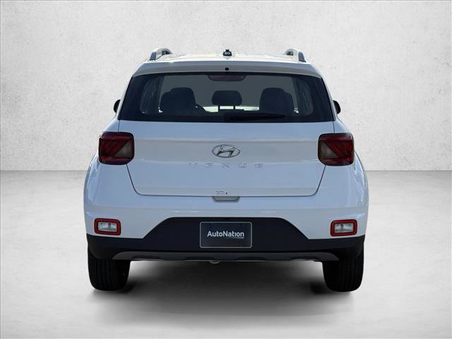 New 2026 Hyundai Venue SEL FWD image 7