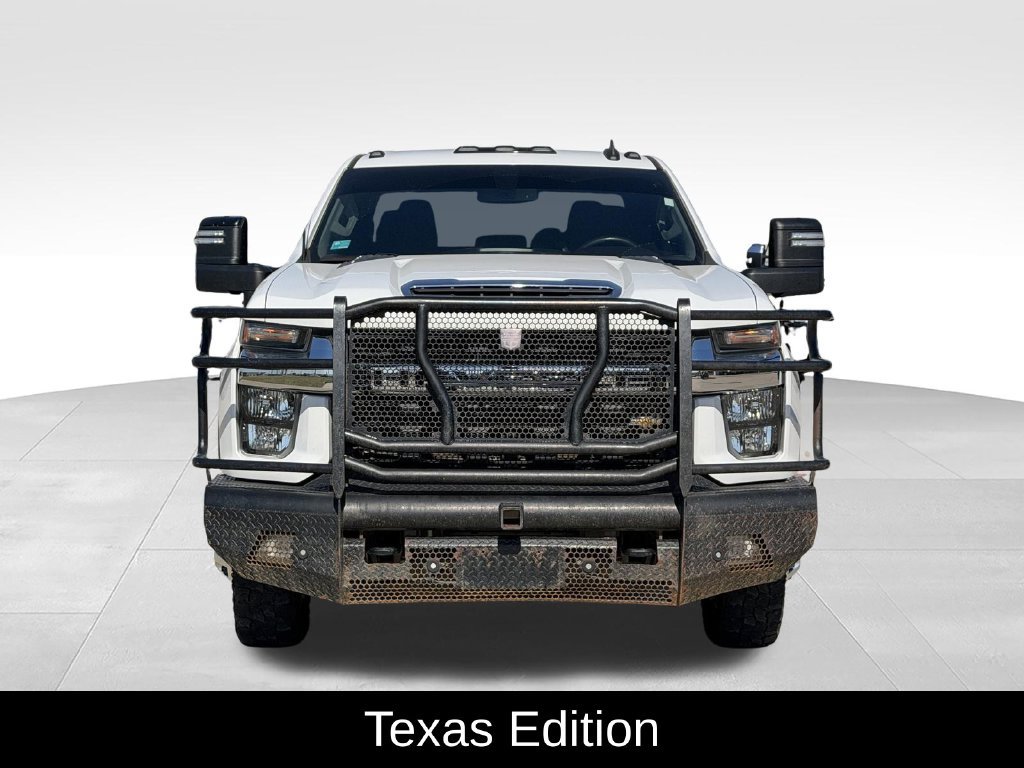 Used 2020 Chevrolet Silverado 3500 LT w/ Texas Edition AWD/4WD image 3
