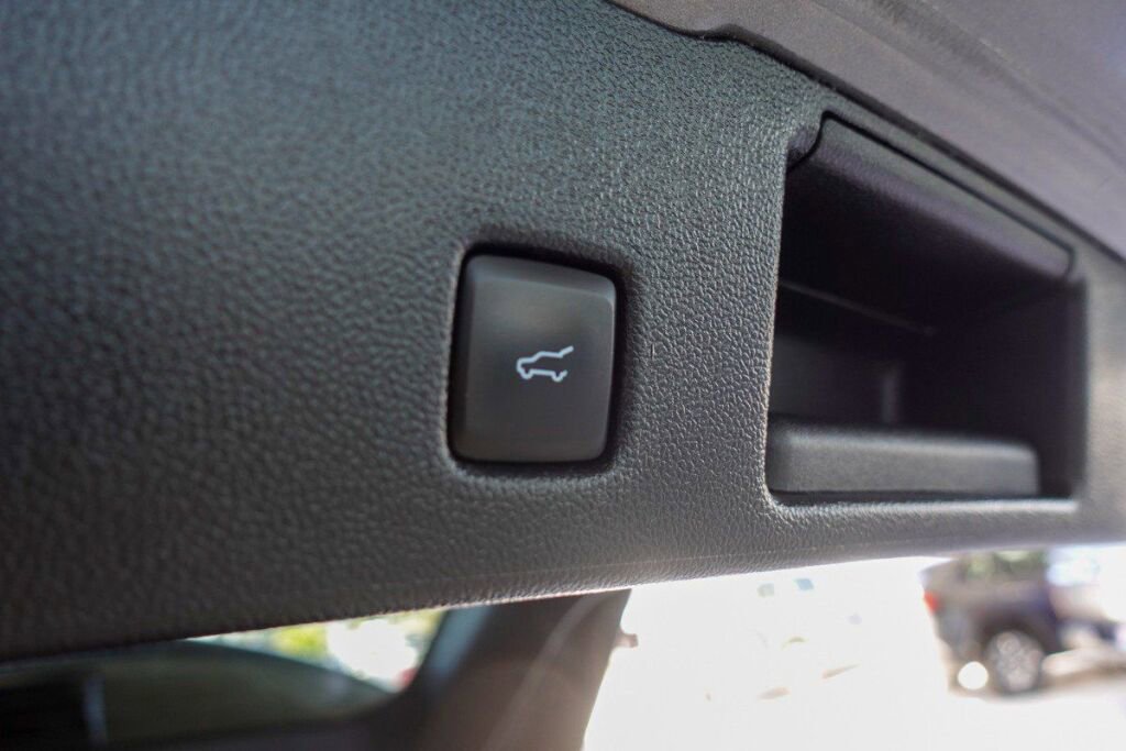 Used 2023 Ford Escape ST-Line image 28