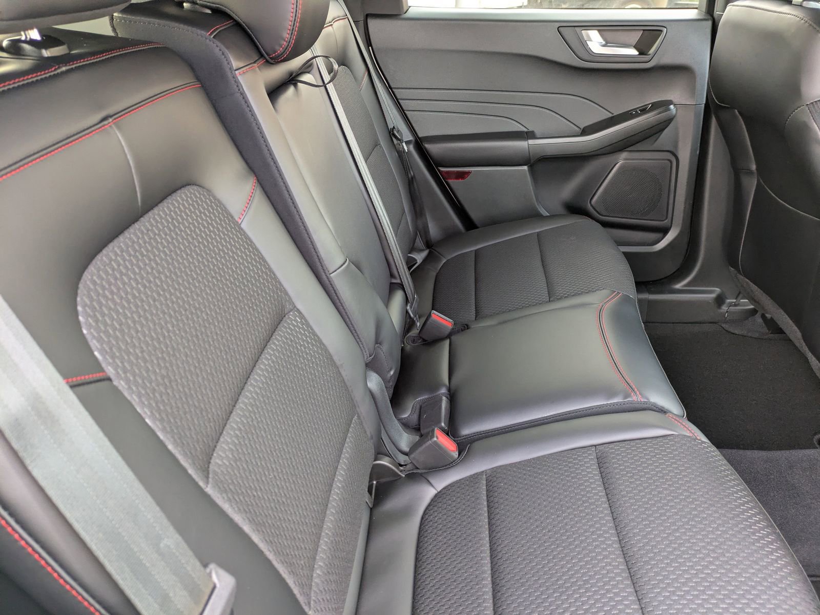New 2026 Ford Escape ST-Line Select AWD/4WD image 48