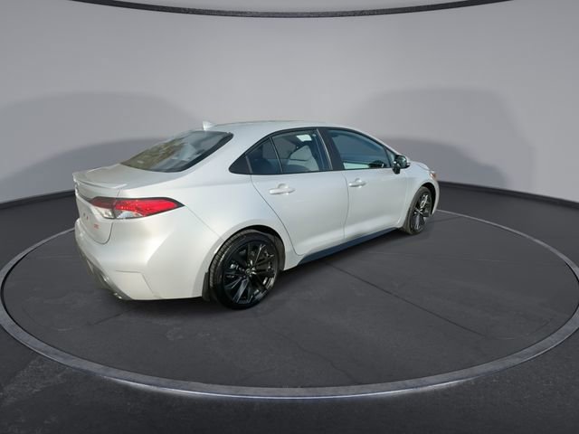 Used 2025 Toyota Corolla SE image 15