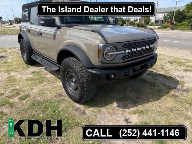Used 2025 Ford Bronco Badlands AWD/4WD image 1