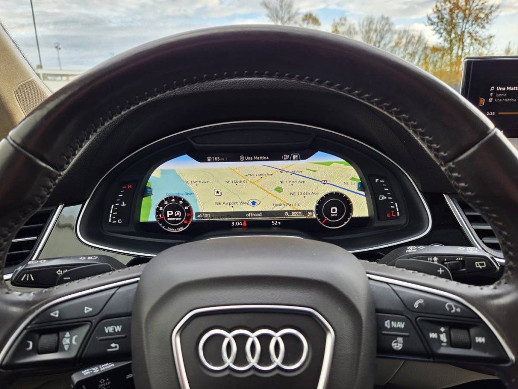 Used 2017 Audi Q7 3.0T Prestige AWD/4WD image 24