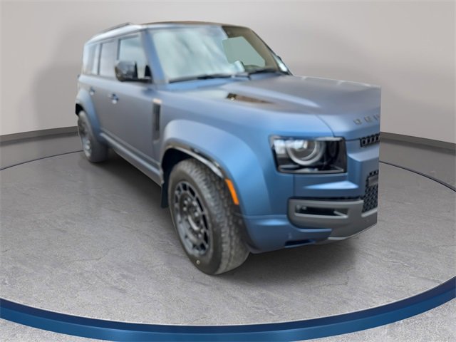 New 2026 Land Rover Defender 110 OCTA image 3