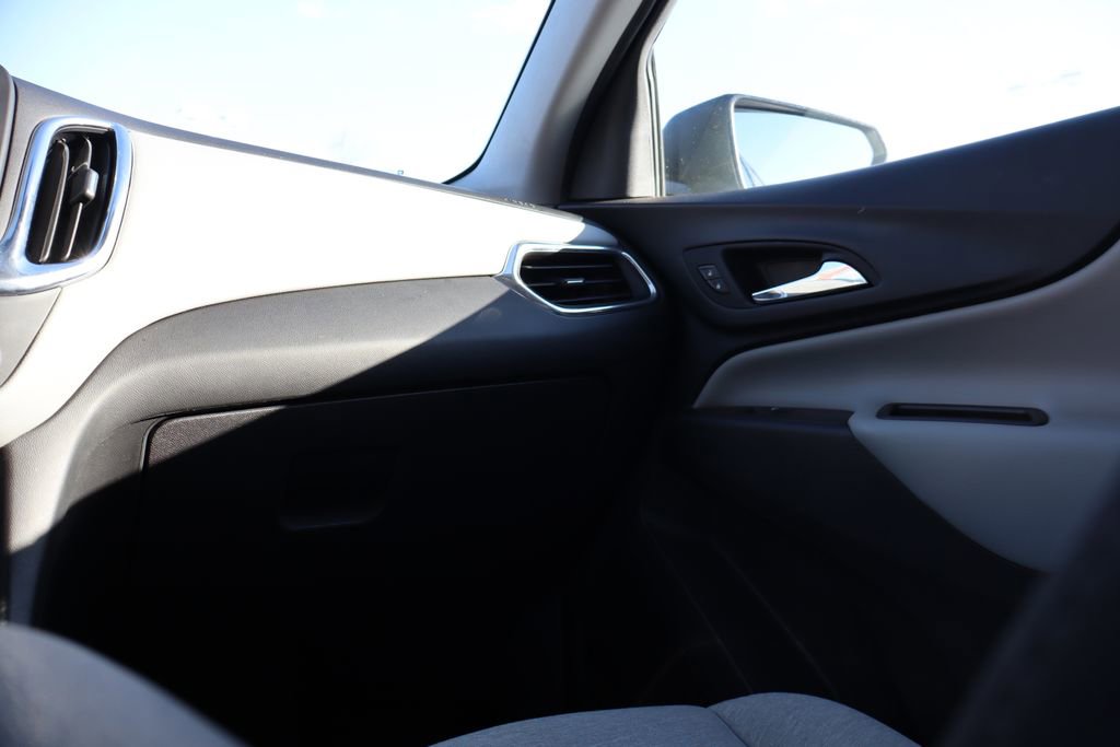 Used 2023 Chevrolet Equinox LS w/ LS Convenience Package image 37