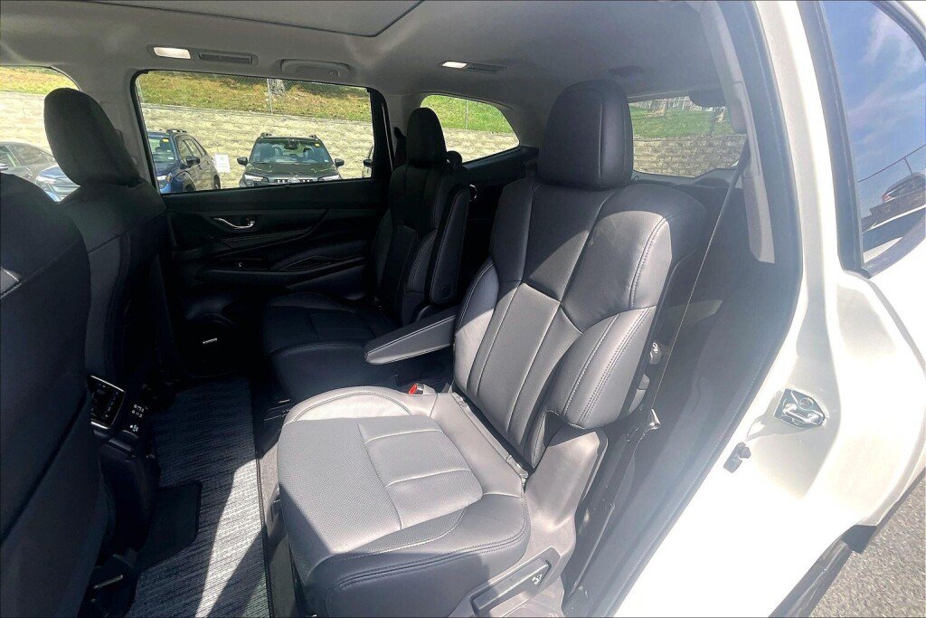 New 2026 Subaru Ascent Bronze Edition AWD/4WD image 8
