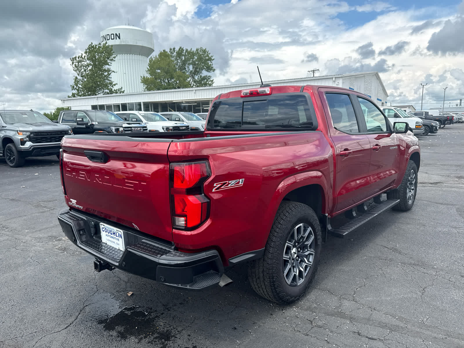 Certified 2025 Chevrolet Colorado Z71 w/ Technology Package AWD/4WD image 5