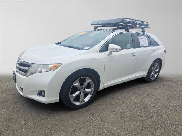 Used 2013 Toyota Venza XLE w/ XLE Premium Pkg AWD/4WD image 7
