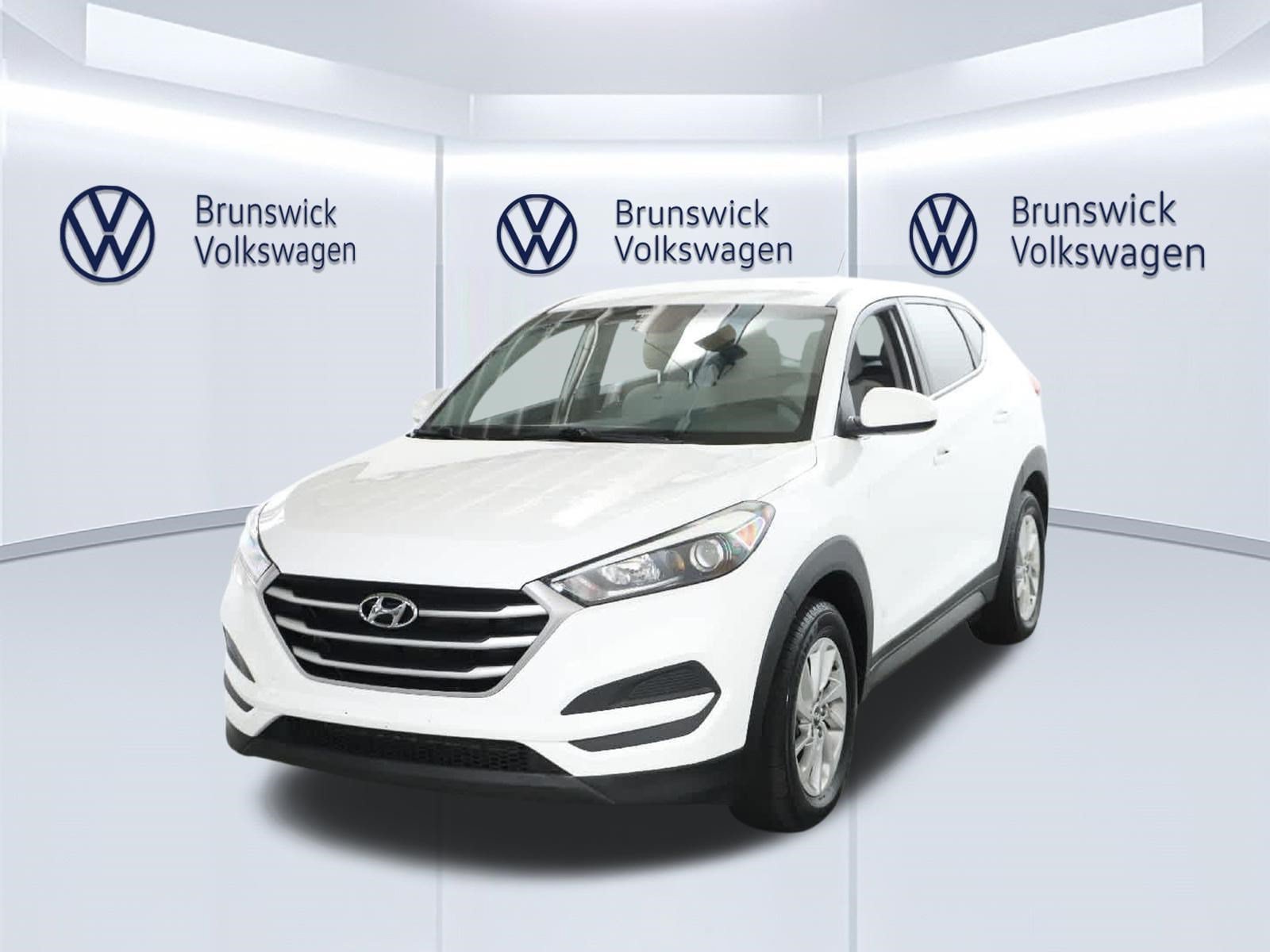 Used 2018 Hyundai Tucson SE w/ Cargo Package