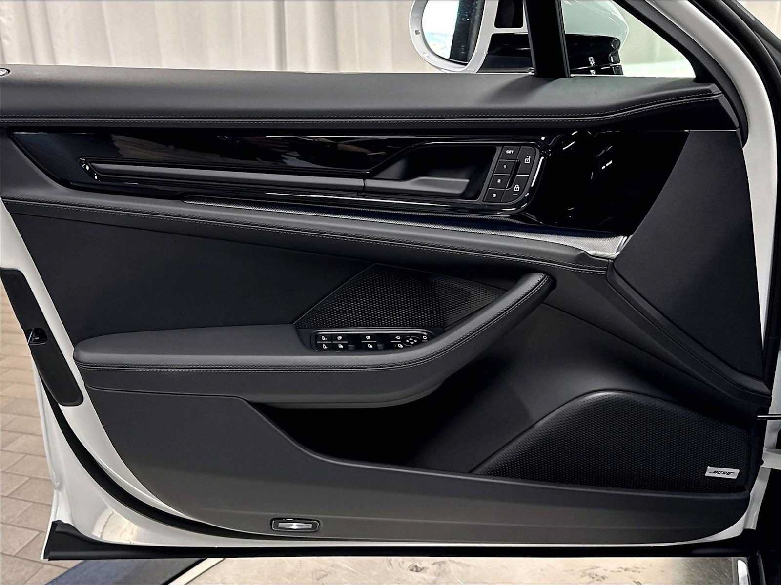 New 2026 Porsche Panamera 4 AWD/4WD image 22