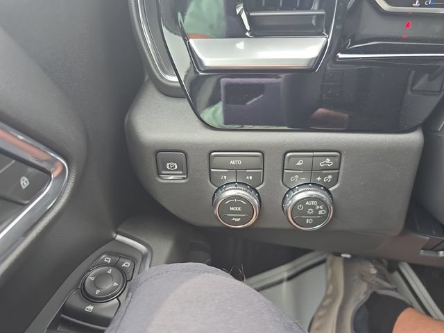 New 2026 GMC Sierra 1500 Elevation w/ Elevation Premium Package AWD/4WD image 20
