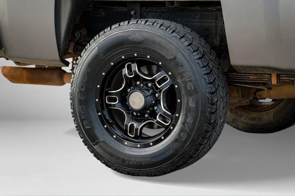 Used 2008 Chevrolet Silverado 2500 LT w/ Suspension Package, Off-Road image 47