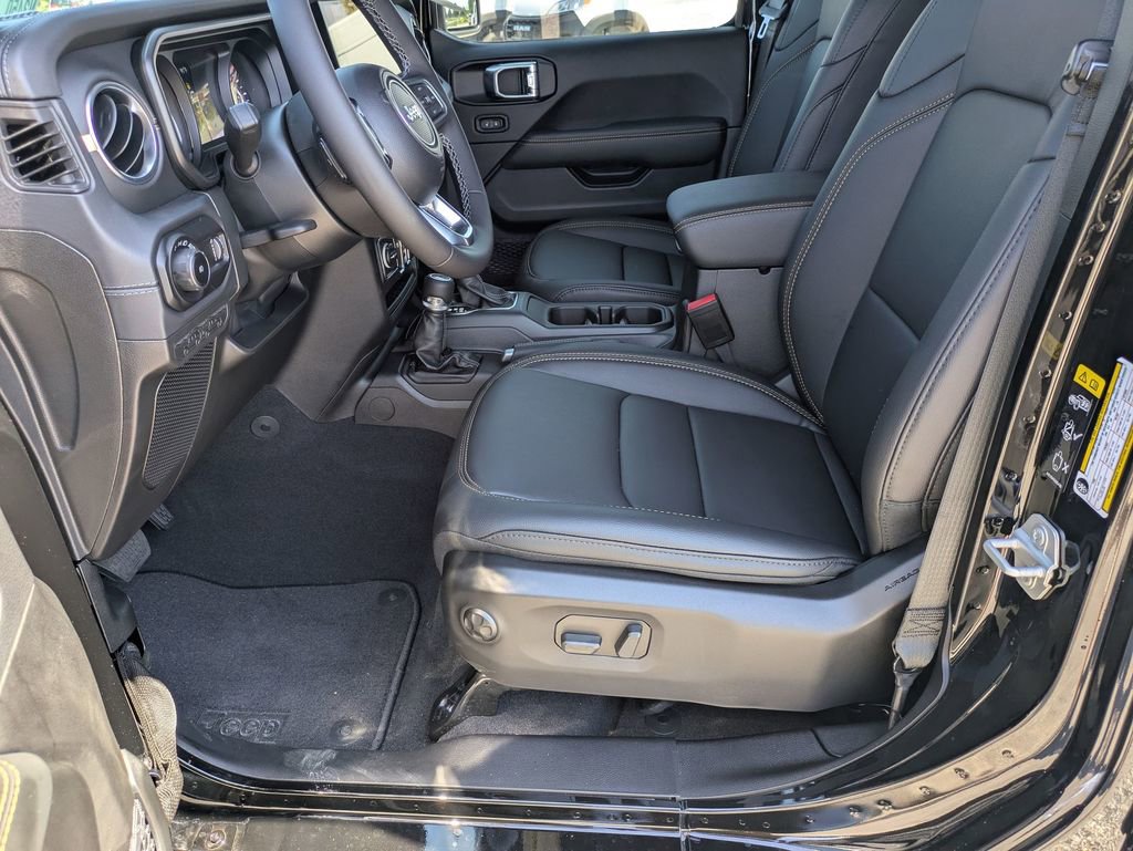 New 2025 Jeep Wrangler Sahara w/ Safety Group image 16