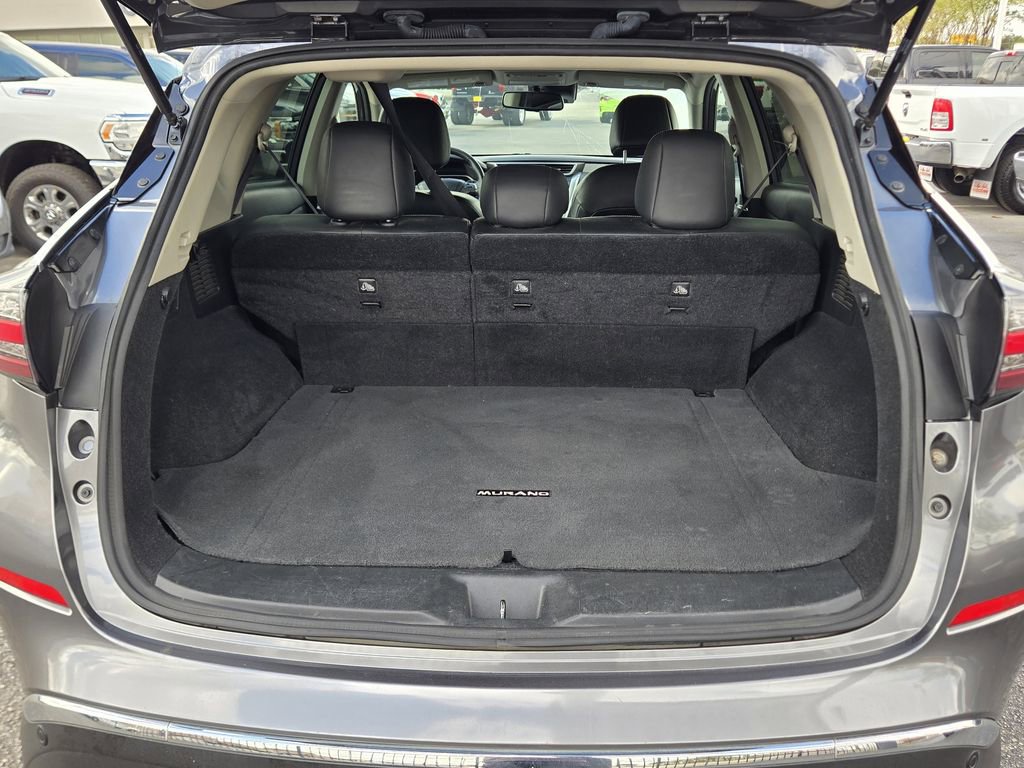 Used 2023 Nissan Murano SV AWD/4WD image 12