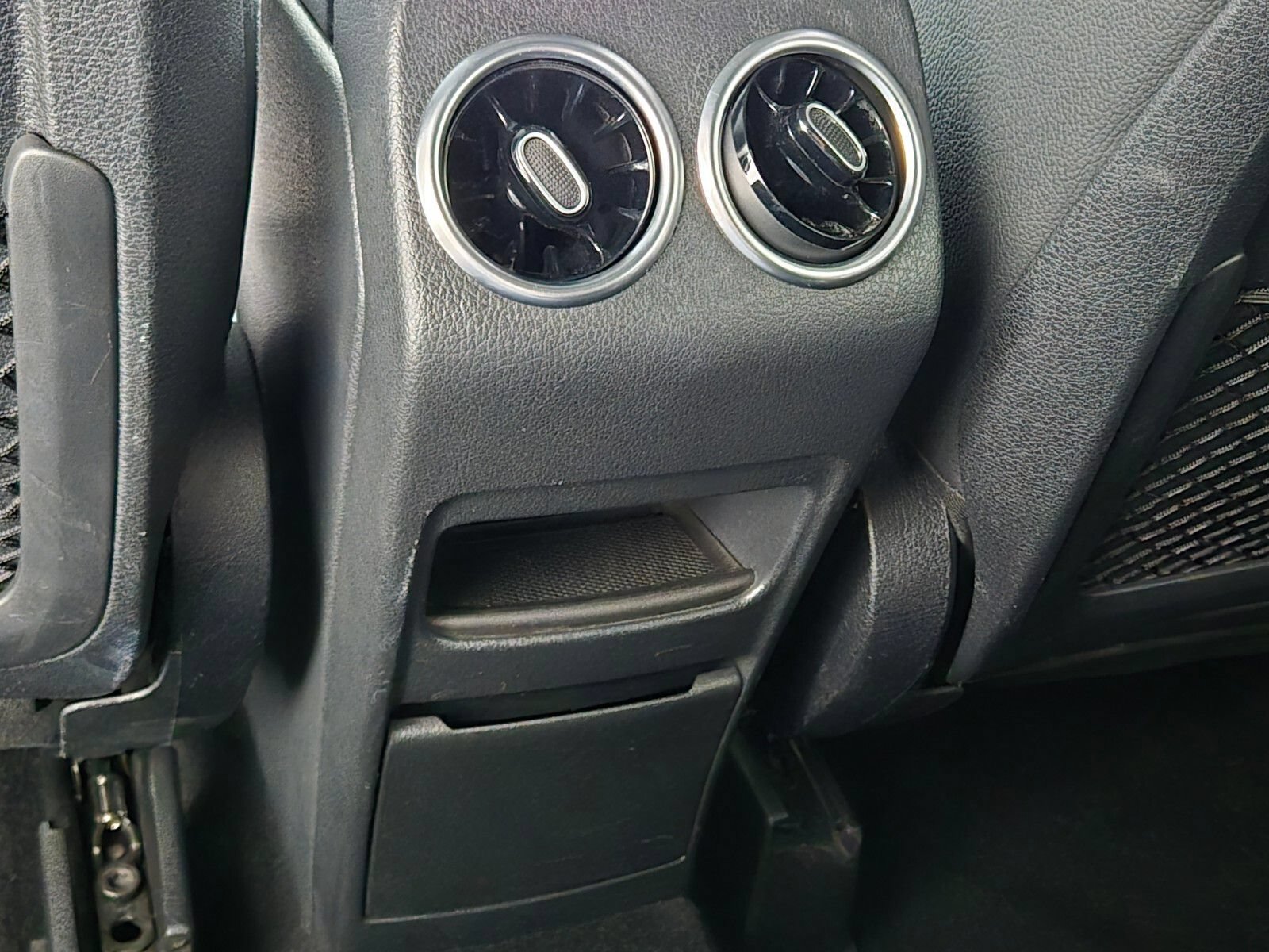Used 2023 Mercedes-Benz GLB 250 image 15