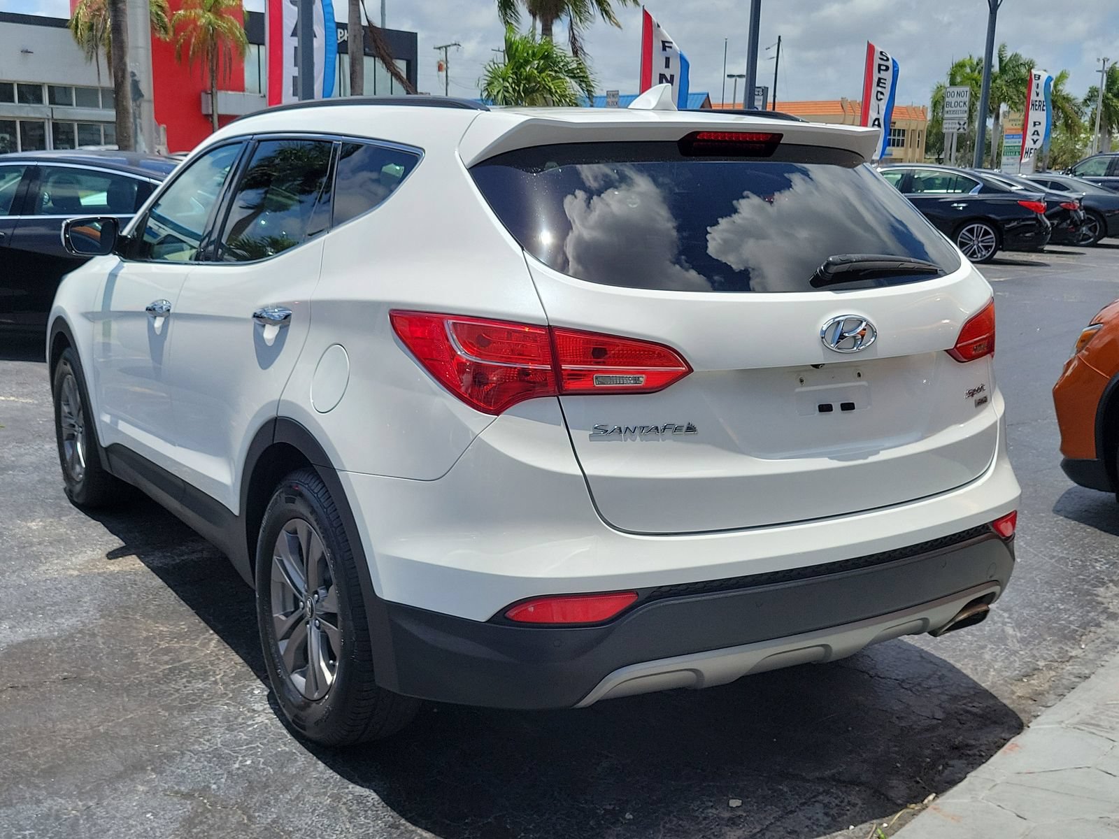 Used 2014 Hyundai Santa Fe Sport w/ Technology Package 04 AWD/4WD image 6