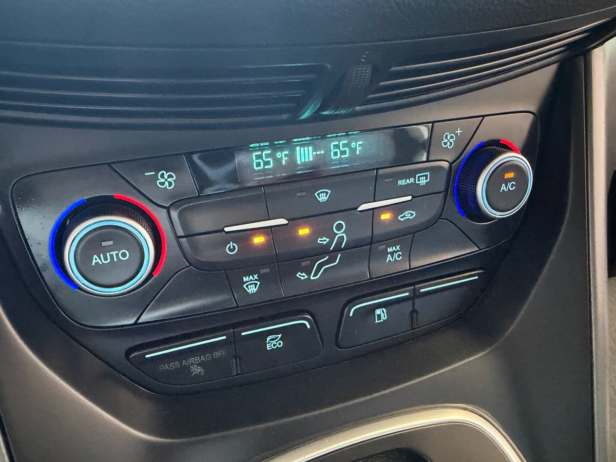 Used 2018 Ford C-MAX SE FWD image 20