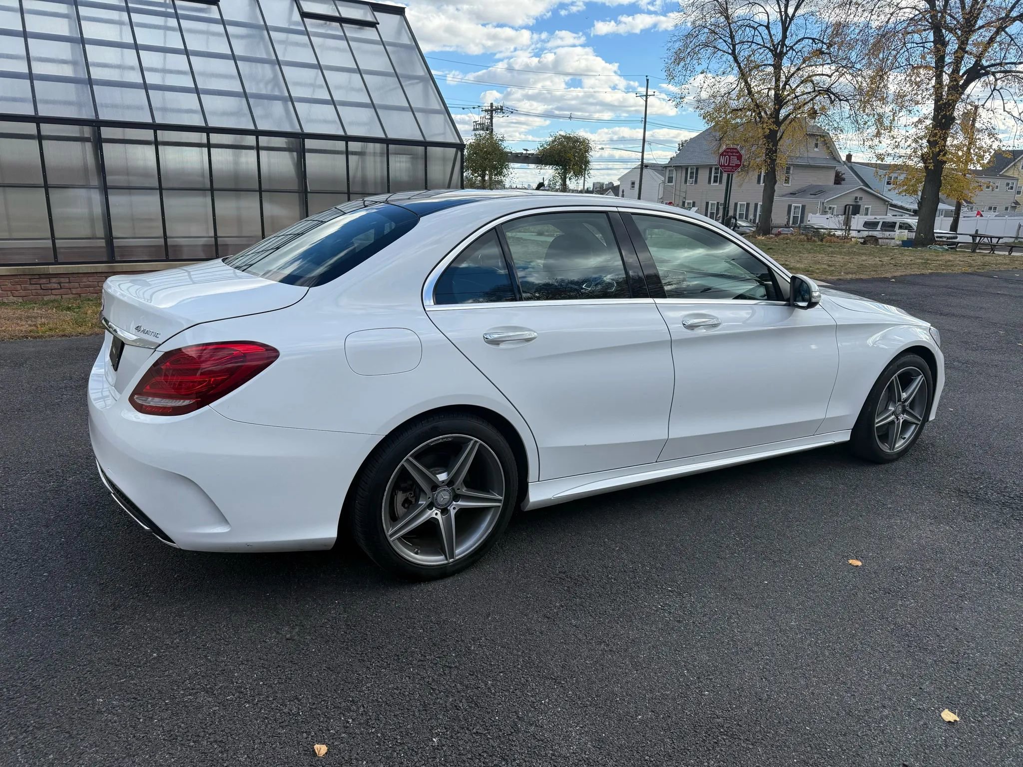 Used 2015 Mercedes-Benz C 300 4MATIC Sedan image 10