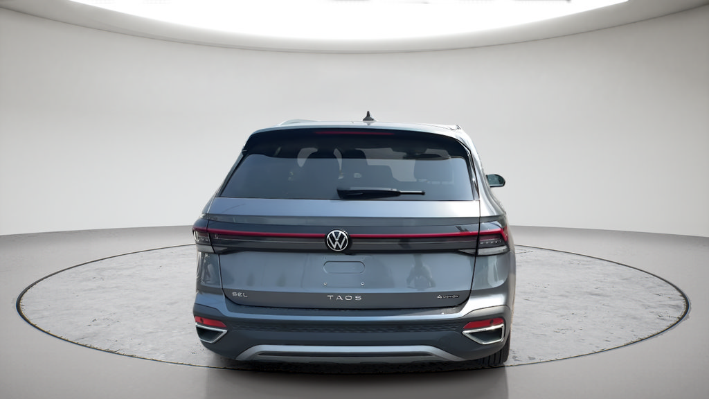 Used 2025 Volkswagen Taos SEL AWD/4WD image 8