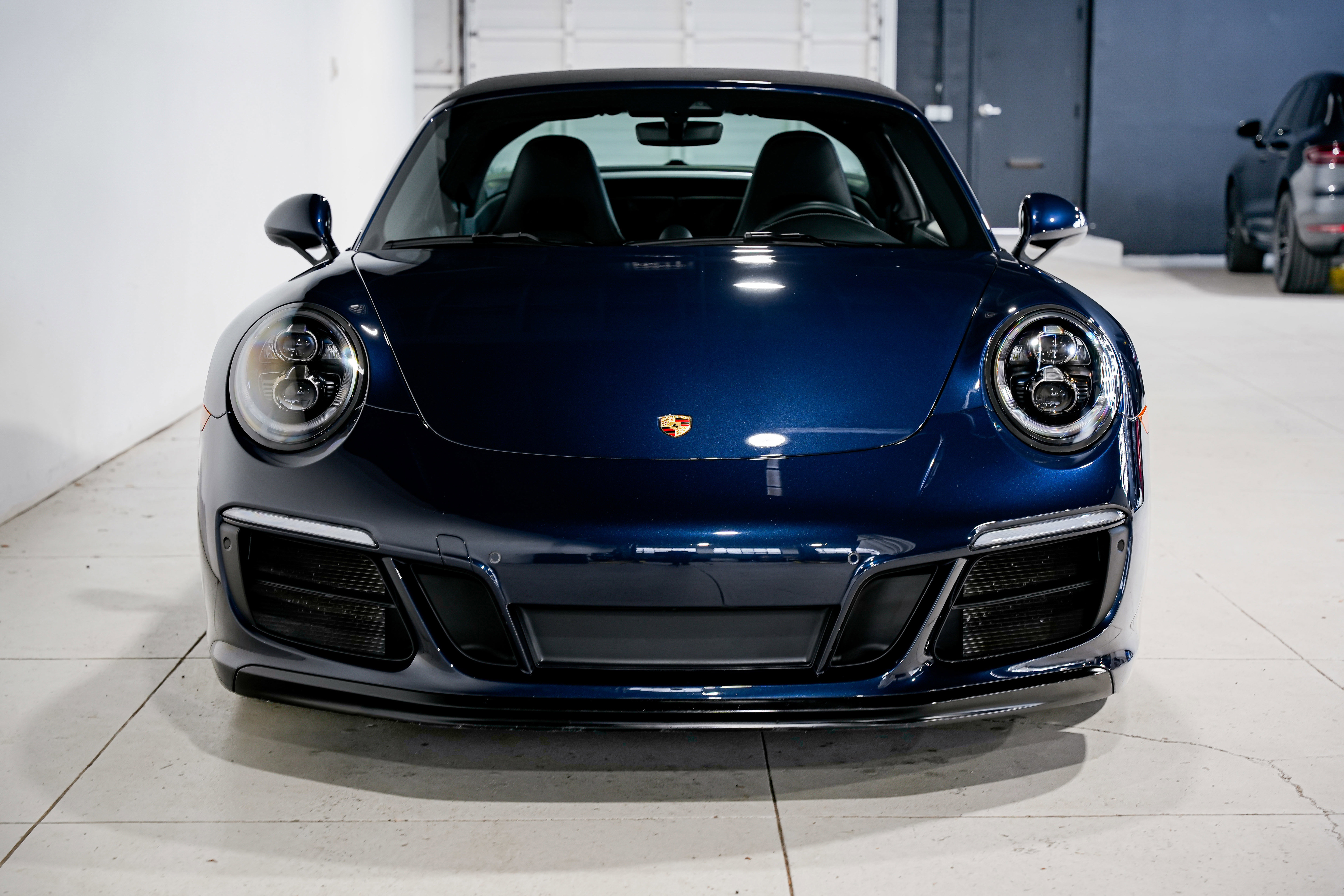 Used 2019 Porsche 911 Targa 4 GTS image 5