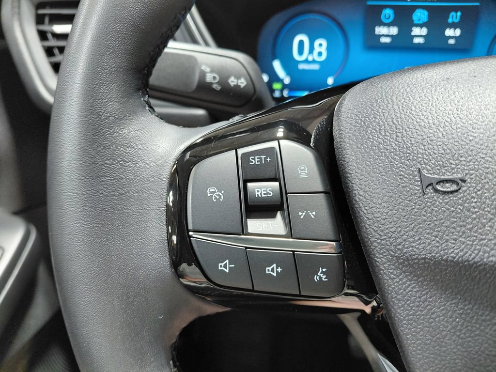 Certified 2025 Ford Escape Platinum AWD/4WD image 34