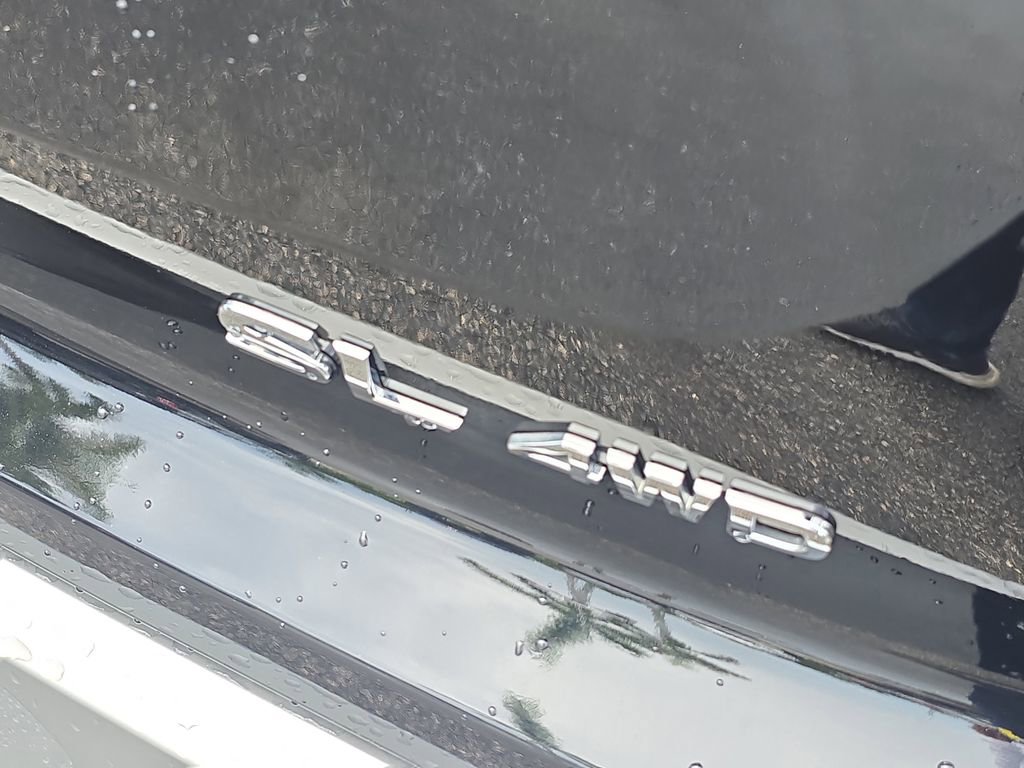 Used 2024 Nissan Pathfinder SL image 6