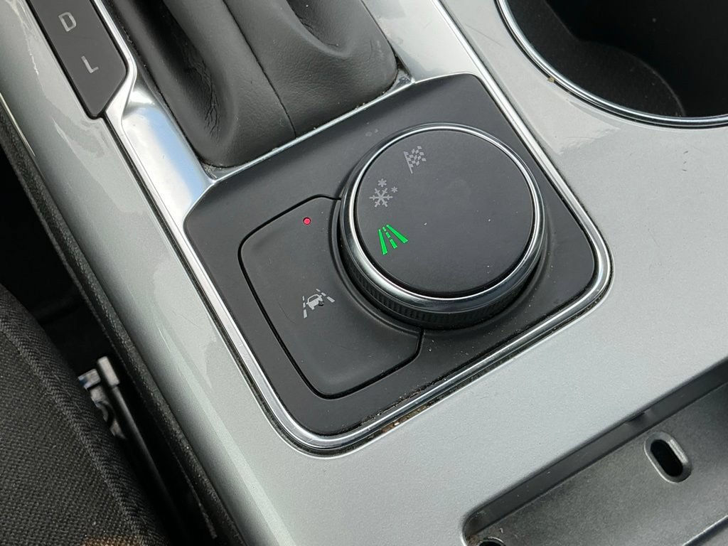 Used 2025 Chevrolet Blazer LT FWD image 33