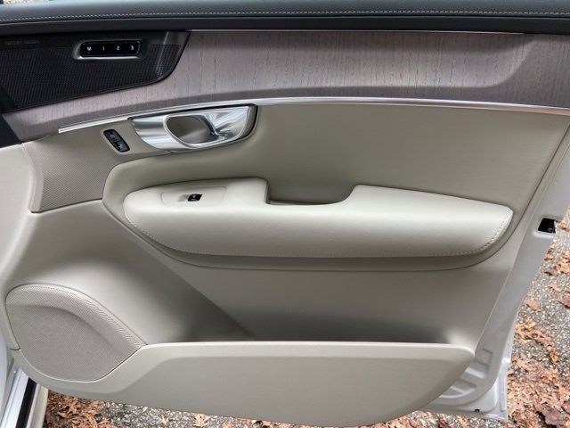 New 2026 Volvo XC90 B6 Ultra image 20